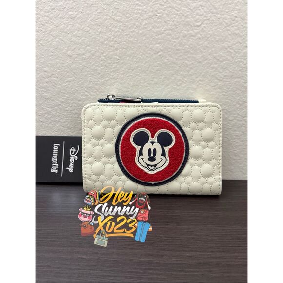 Loungefly Disney Mickey Mouse Vintage Zip Wallet - Picture 1 of 4